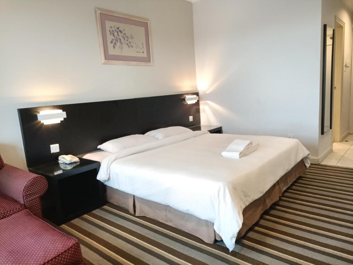 Stayinn Gateway Hotel Apartment Kuching Dış mekan fotoğraf
